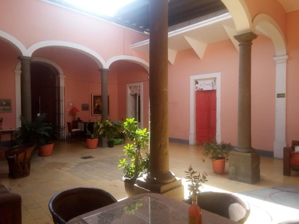 Maska Mansion Gdl, Hosting And Yoga Otel Guadalajara Dış mekan fotoğraf